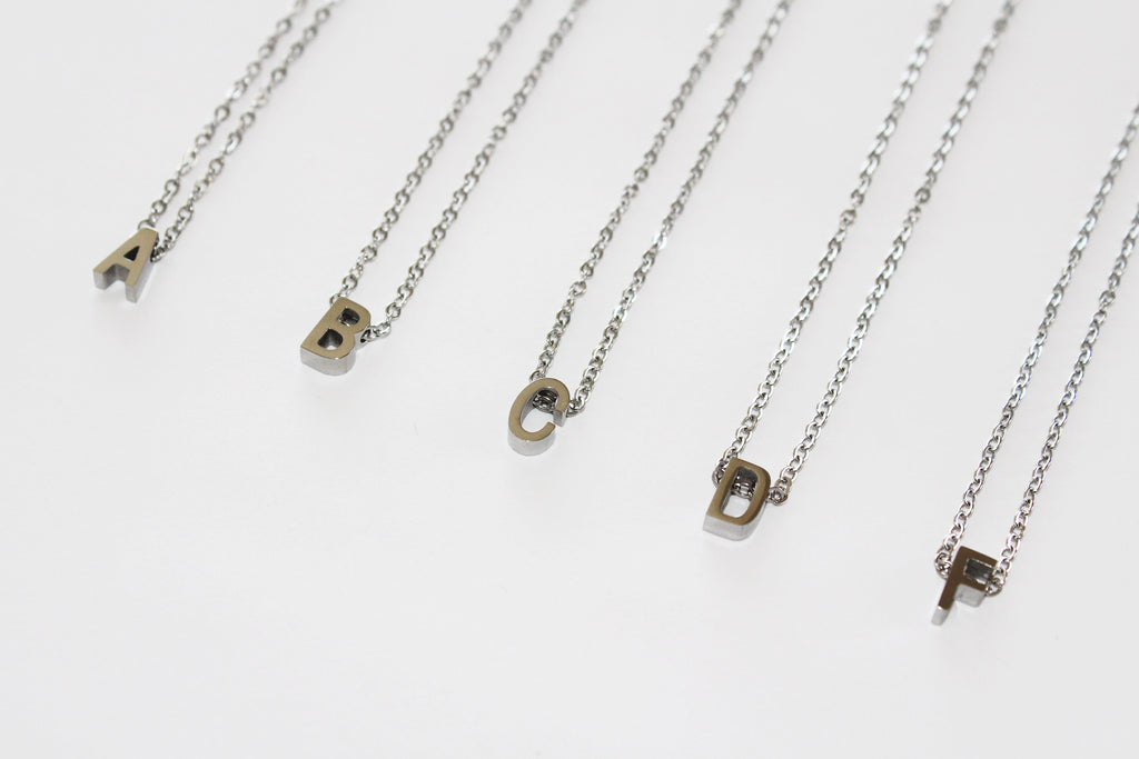 Collar Inicial Lisa