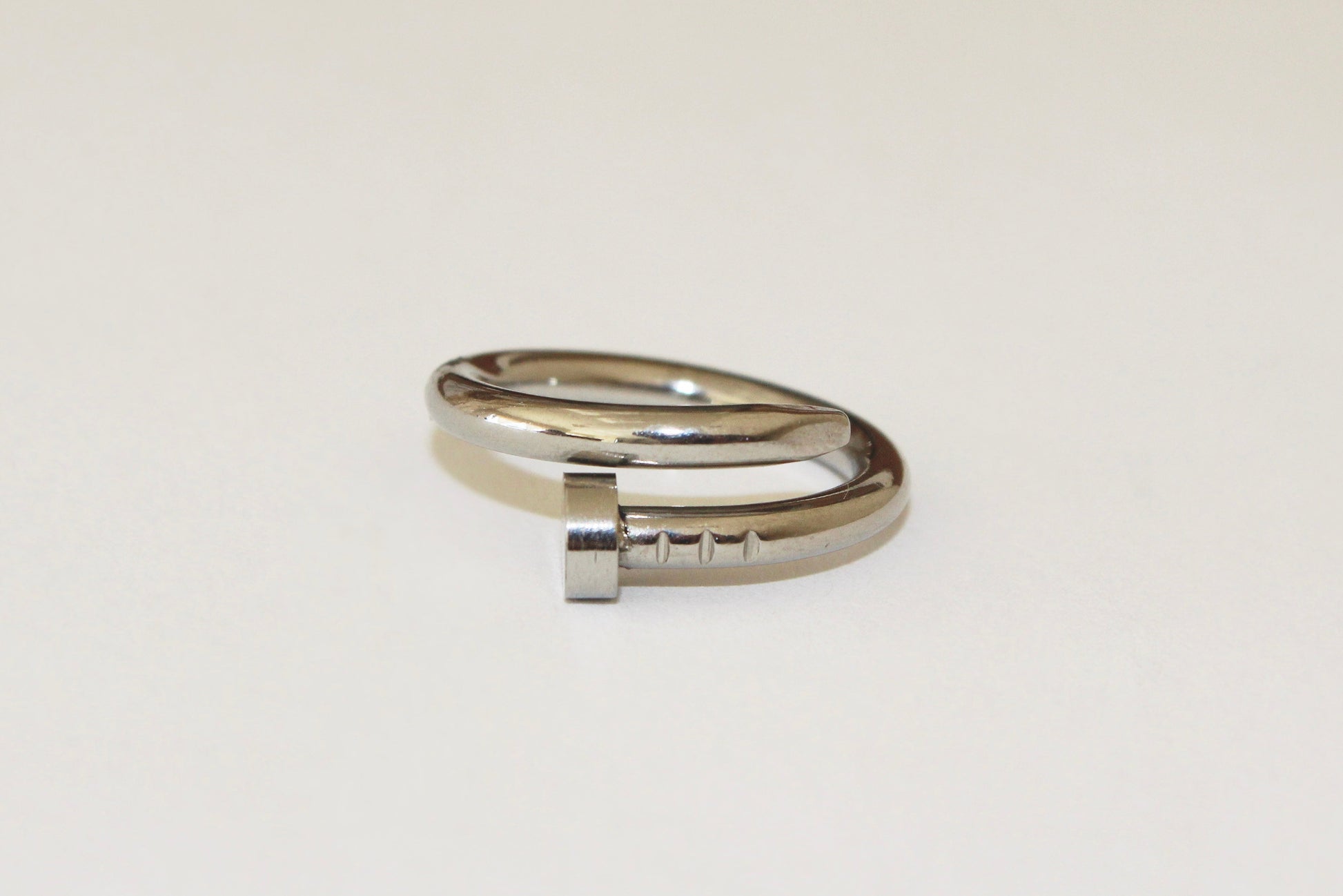 Anillo Clavo Juste Un Clou